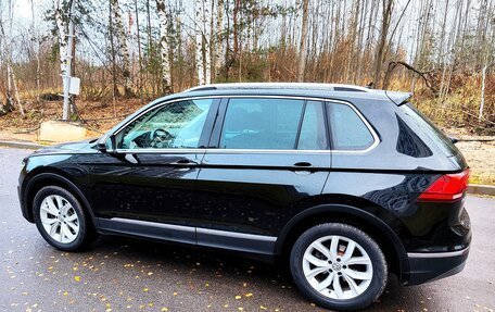 Volkswagen Tiguan II, 2018 год, 2 550 000 рублей, 8 фотография