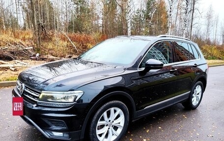 Volkswagen Tiguan II, 2018 год, 2 550 000 рублей, 7 фотография