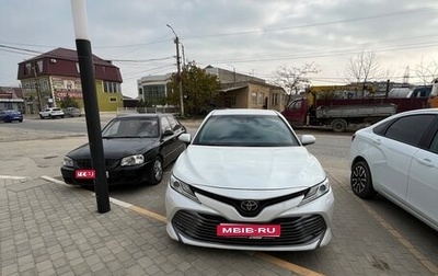 Toyota Camry, 2019 год, 2 410 000 рублей, 1 фотография