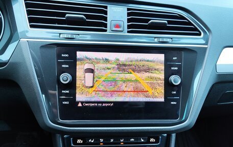 Volkswagen Tiguan II, 2018 год, 2 550 000 рублей, 26 фотография