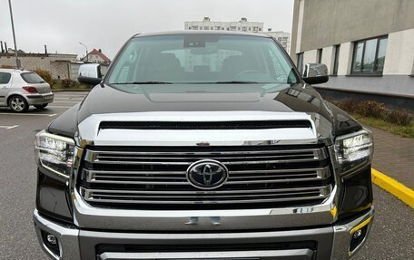 Toyota Tundra II, 2021 год, 6 640 000 рублей, 2 фотография