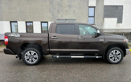 Toyota Tundra II, 2021 год, 6 640 000 рублей, 7 фотография