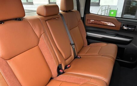 Toyota Tundra II, 2021 год, 6 640 000 рублей, 17 фотография