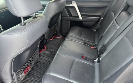 Toyota Land Cruiser Prado 150 рестайлинг 2, 2018 год, 4 900 000 рублей, 8 фотография