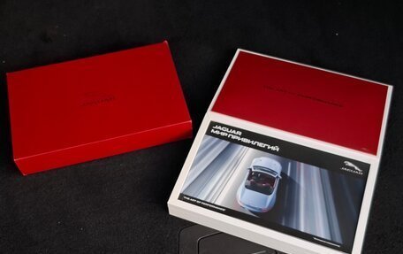 Jaguar F-Pace, 2018 год, 2 500 000 рублей, 14 фотография