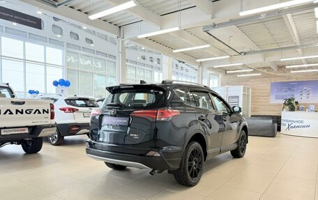 Toyota RAV4, 2017 год, 2 579 900 рублей, 6 фотография