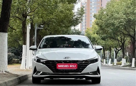 Hyundai Elantra, 2021 год, 1 135 000 рублей, 2 фотография