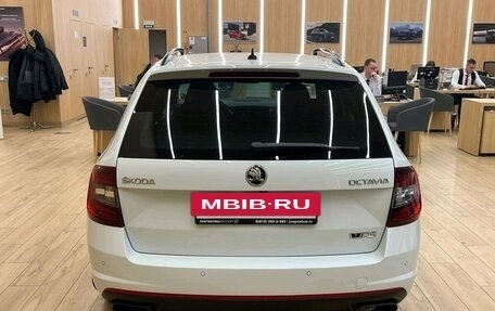 Skoda Octavia RS, 2018 год, 2 299 000 рублей, 5 фотография