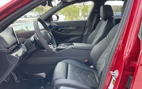 BMW 5 серия, 2025 год, 14 076 910 рублей, 16 фотография