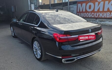 BMW 7 серия, 2016 год, 3 550 000 рублей, 5 фотография