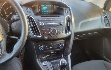 Ford Focus III, 2018 год, 1 000 000 рублей, 5 фотография