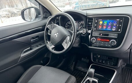 Mitsubishi Outlander III рестайлинг 3, 2019 год, 2 249 000 рублей, 23 фотография