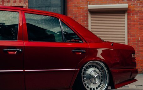 Mercedes-Benz W124, 1990 год, 3 500 000 рублей, 2 фотография