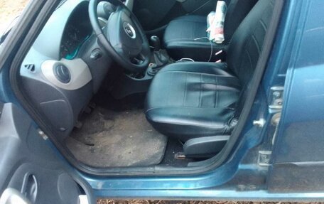 Renault Logan I, 2010 год, 350 000 рублей, 3 фотография