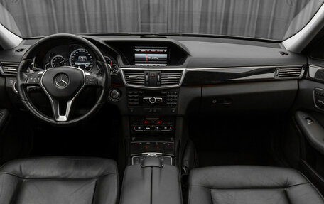 Mercedes-Benz E-Класс, 2012 год, 1 630 000 рублей, 10 фотография