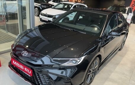 Toyota Camry, 2025 год, 4 990 000 рублей, 2 фотография