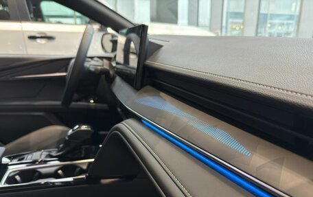 Toyota Camry, 2025 год, 4 990 000 рублей, 14 фотография