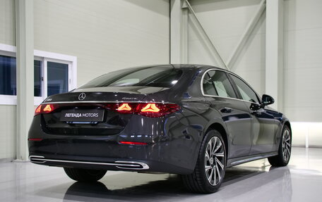 Mercedes-Benz E-Класс, 2025 год, 8 995 000 рублей, 4 фотография