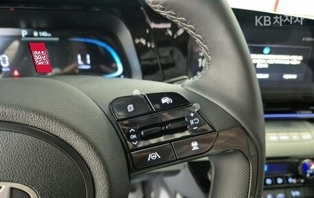 Hyundai Avante, 2025 год, 2 360 000 рублей, 15 фотография