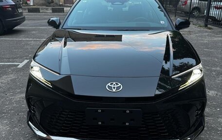 Toyota Camry, 2024 год, 4 550 000 рублей, 3 фотография