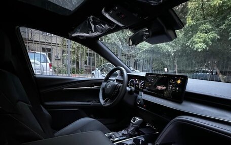 Toyota Camry, 2024 год, 4 550 000 рублей, 10 фотография