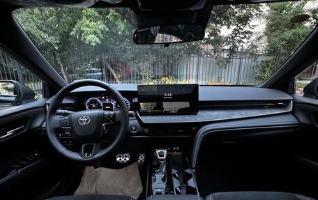 Toyota Camry, 2024 год, 4 550 000 рублей, 17 фотография