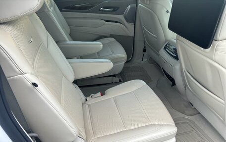 Cadillac Escalade V, 2024 год, 14 970 600 рублей, 14 фотография