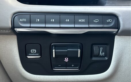 Cadillac Escalade V, 2024 год, 14 970 600 рублей, 21 фотография