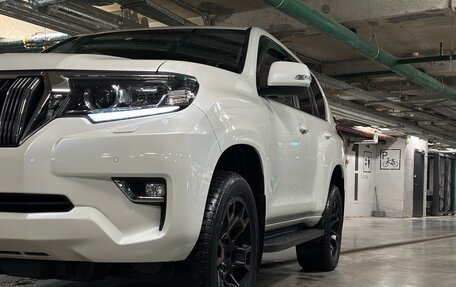 Toyota Land Cruiser Prado 150 рестайлинг 2, 2020 год, 4 830 000 рублей, 3 фотография