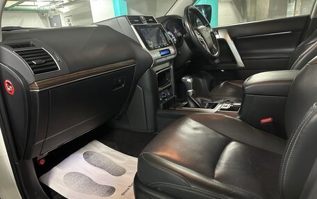 Toyota Land Cruiser Prado 150 рестайлинг 2, 2020 год, 4 830 000 рублей, 14 фотография