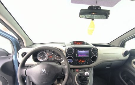 Peugeot Partner II рестайлинг 2, 2013 год, 600 000 рублей, 6 фотография