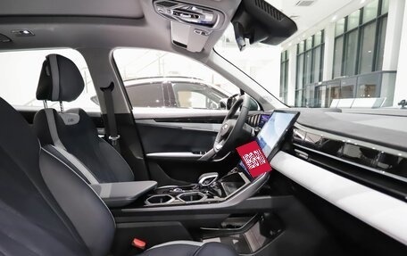 Geely Atlas, 2025 год, 3 971 000 рублей, 21 фотография