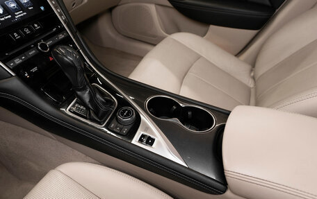 Infiniti Q50 I рестайлинг, 2015 год, 1 780 000 рублей, 14 фотография