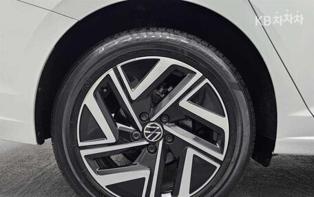 Volkswagen Jetta VII, 2024 год, 2 595 000 рублей, 5 фотография