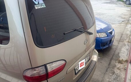 Hyundai H-1 II рестайлинг, 2005 год, 660 000 рублей, 3 фотография