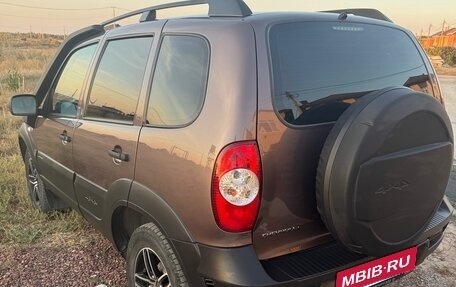 Chevrolet Niva I рестайлинг, 2018 год, 790 000 рублей, 3 фотография