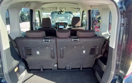 Toyota Roomy I, 2023 год, 1 320 000 рублей, 29 фотография