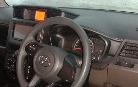 Toyota Roomy I, 2023 год, 1 320 000 рублей, 31 фотография