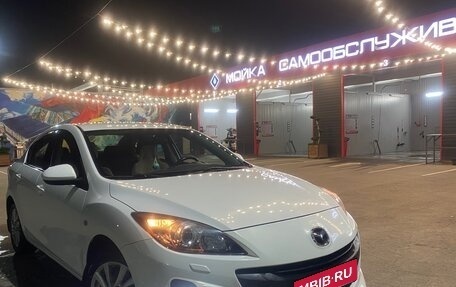 Mazda 3, 2011 год, 1 100 000 рублей, 2 фотография
