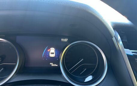 Toyota Camry, 2021 год, 3 400 000 рублей, 10 фотография