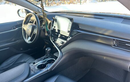 Toyota Camry, 2021 год, 3 400 000 рублей, 16 фотография