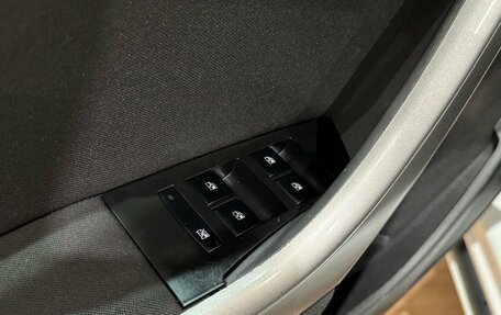 Opel Astra J, 2011 год, 560 000 рублей, 16 фотография