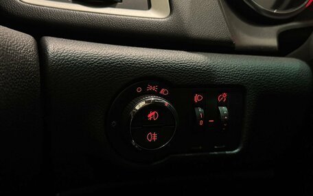 Opel Astra J, 2011 год, 560 000 рублей, 15 фотография