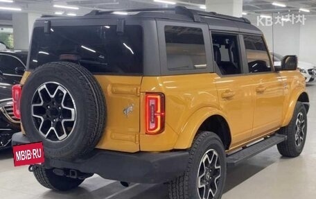 Ford Bronco, 2023 год, 9 000 000 рублей, 4 фотография