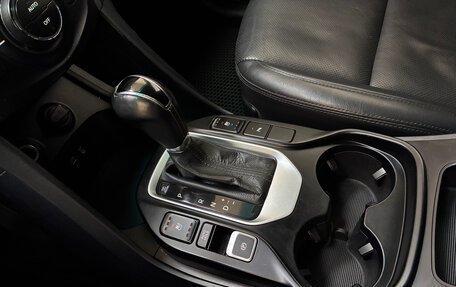 Hyundai Santa Fe III рестайлинг, 2016 год, 1 999 000 рублей, 14 фотография