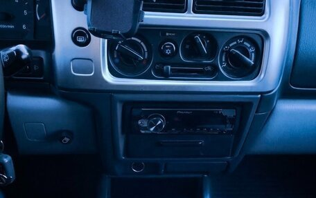 Mitsubishi Pajero Sport II рестайлинг, 2005 год, 1 600 000 рублей, 10 фотография