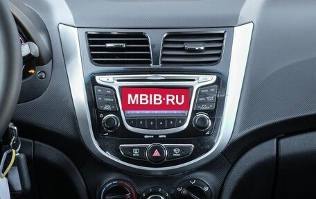 Hyundai Solaris II рестайлинг, 2013 год, 887 000 рублей, 17 фотография