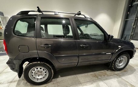 Chevrolet Niva I рестайлинг, 2013 год, 560 000 рублей, 4 фотография