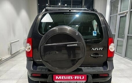 Chevrolet Niva I рестайлинг, 2013 год, 560 000 рублей, 7 фотография