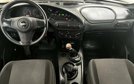 Chevrolet Niva I рестайлинг, 2017 год, 699 000 рублей, 11 фотография